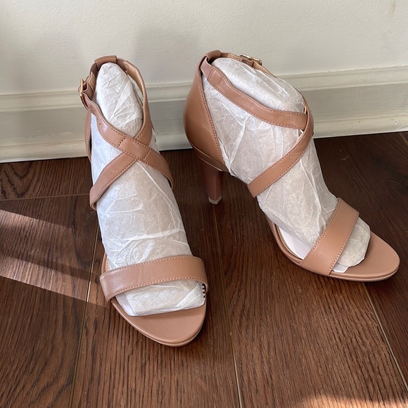 Pashion Footwear Shoes - PASHION Convertible High Heels